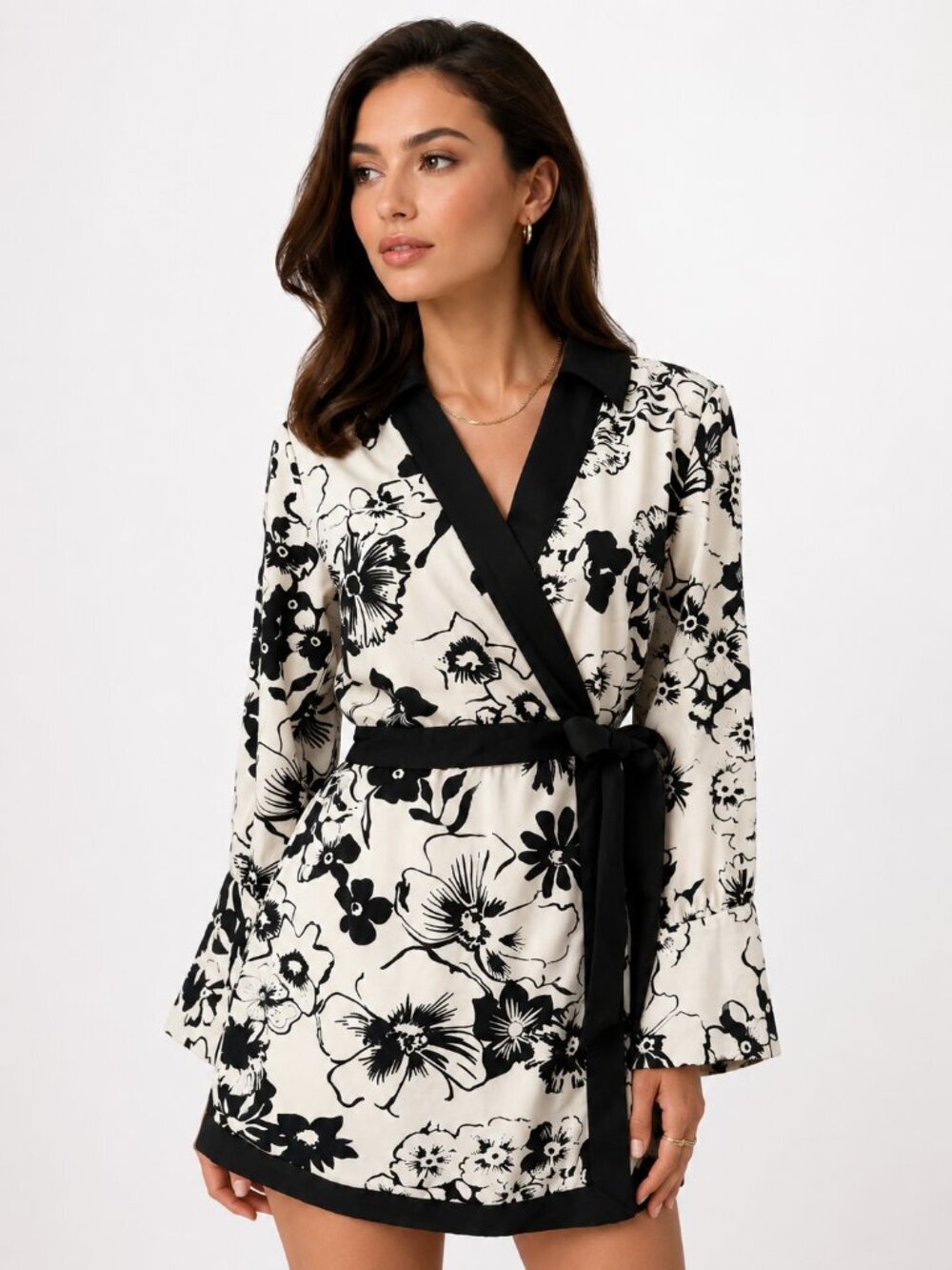 ABERCROMBIE & FITCH Floral Kimono Ivory Black Wrap Dress XSP